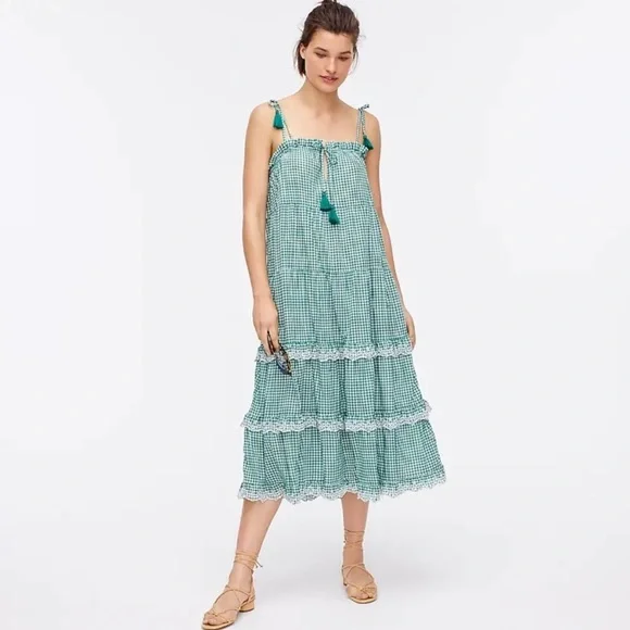 J.Crew Scalloped Tiered Dress In Textured Gingham J.Crew Scalloped Tiered Dress In Textured Gingham